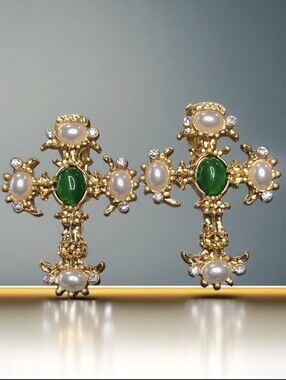 18k Gold Plated Ornate Baroque Maltese Cross Emerald Crystal Clip-on Earrings
